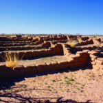 Les ruines d'un pueblo à Bernalilllo