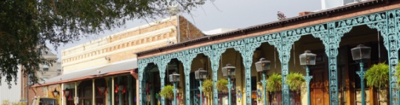 Une rue du centre historique de Pensacola