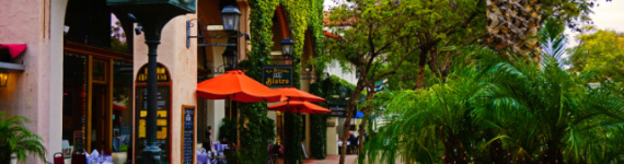 Un bistro de State Street à Santa Barbara en Californie
